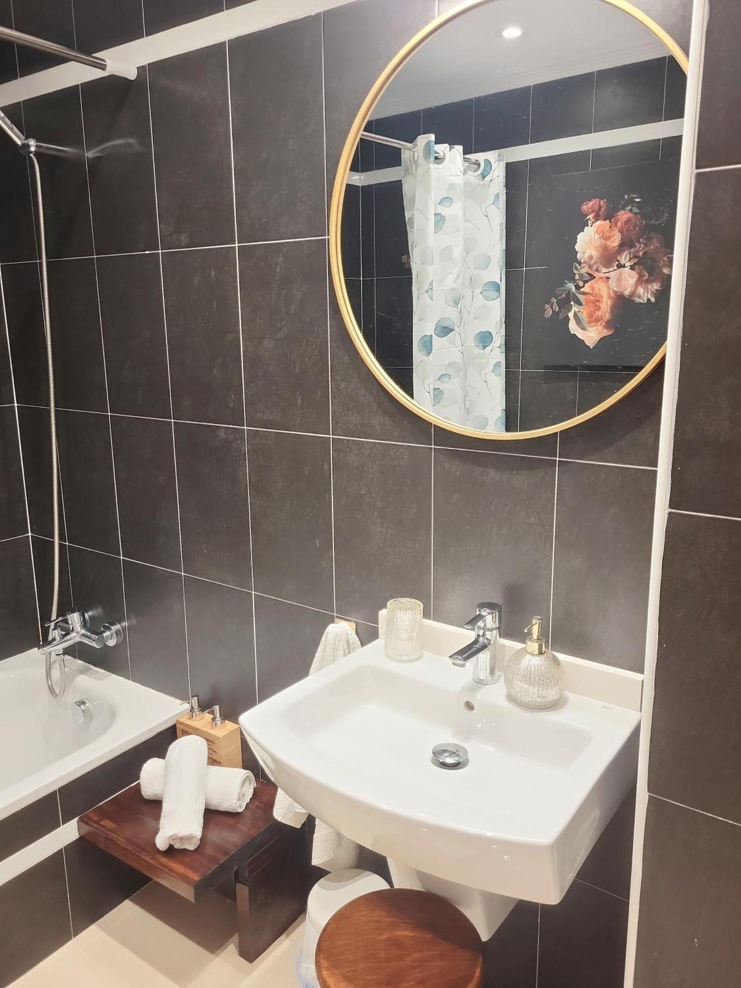 Ribeles Luxury Flat *